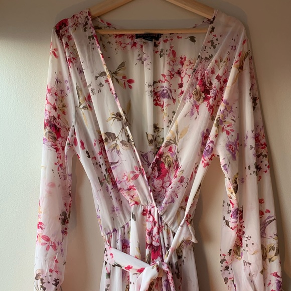 Super flowy beautiful flower print dress - Picture 3 of 5